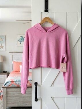 New ~ Kittenish Pink Cropped Hoodie ~ Size XXL (10-12)